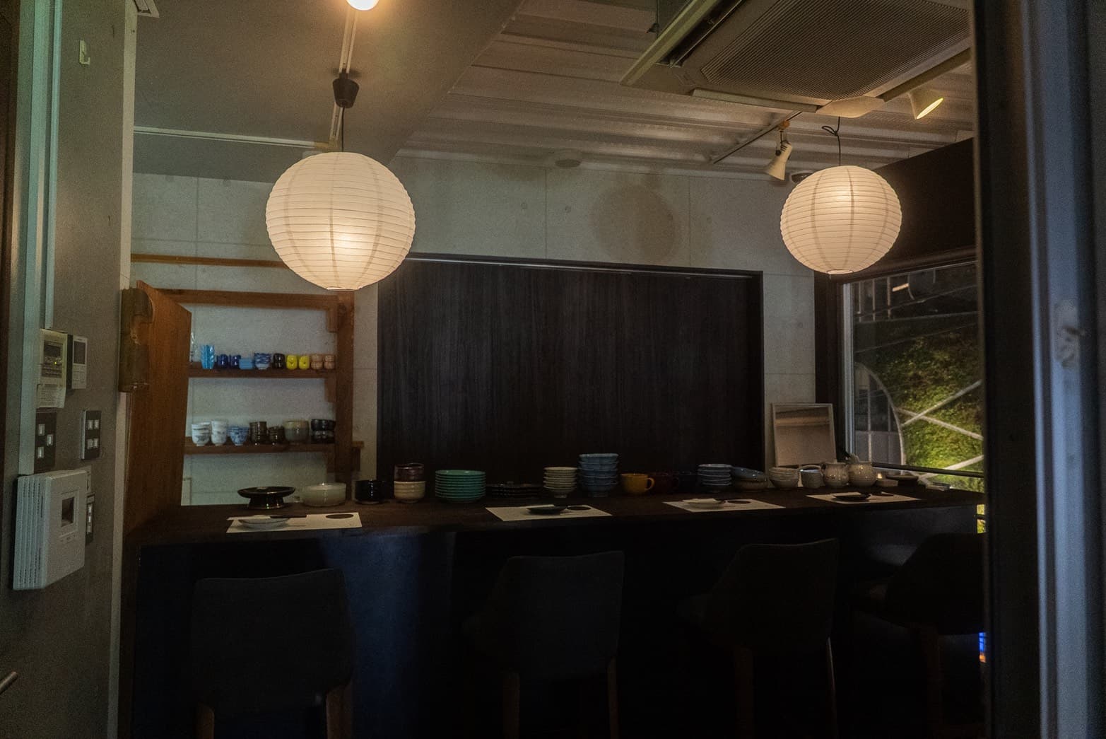 はなれのカウンター